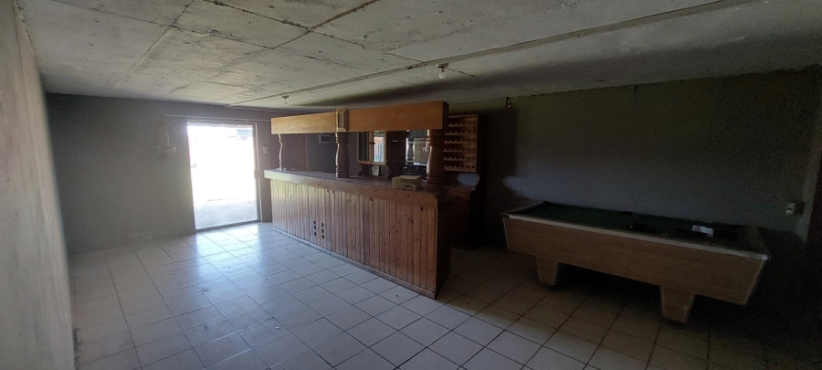 13 Bedroom Property for Sale in Bloemspruit Free State